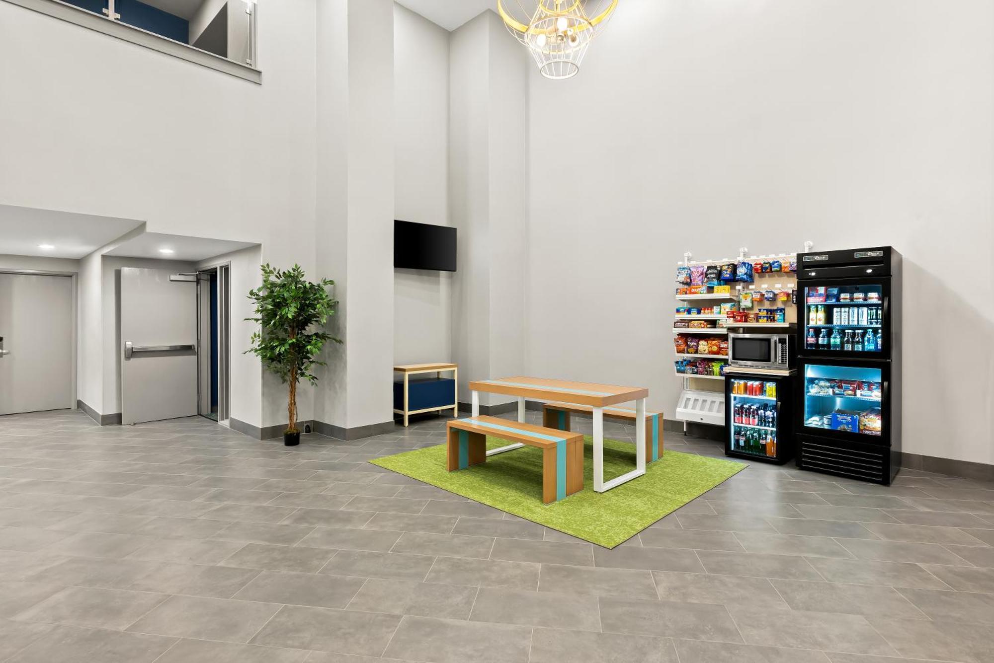 威廉姆斯华美达酒店 外观 照片